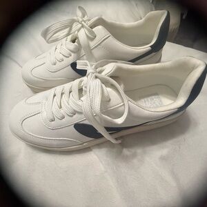 White and Navy Women's Casual Lace-Up Sneakers Vasser (#1)